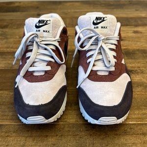Nike Air Max 90 Sneakers